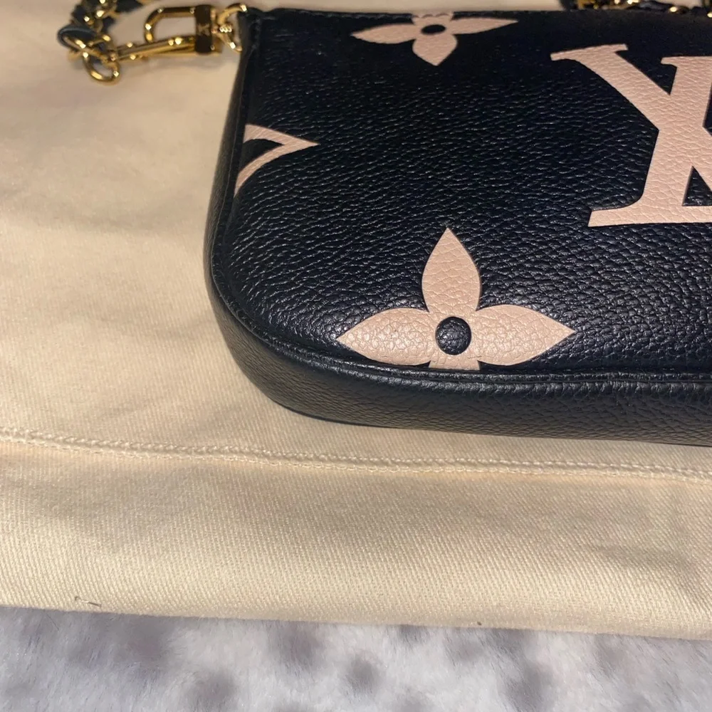 Louis Vuitton Black & Pale Pink Monogram Chain Shoulder Bag - Picture 3 of 5